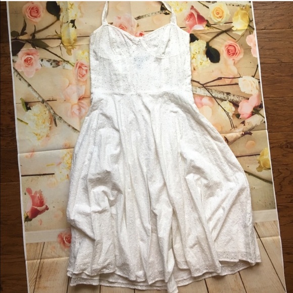 Ralph Lauren Dresses & Skirts - Ralph Lauren Linen Sundress ☀️